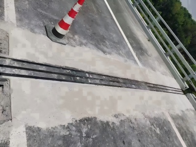 桥东伸缩缝更换后浇筑材料快速结构修补料速砼的产品特点及施工流程​